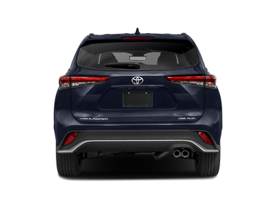 2022 Toyota Highlander XLE Sport Utility 4D