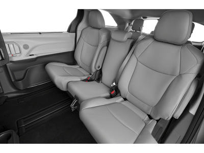 2022 Toyota Sienna XLE Minivan 4D