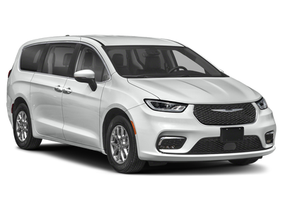 2023 Chrysler Pacifica Touring L Van 4D