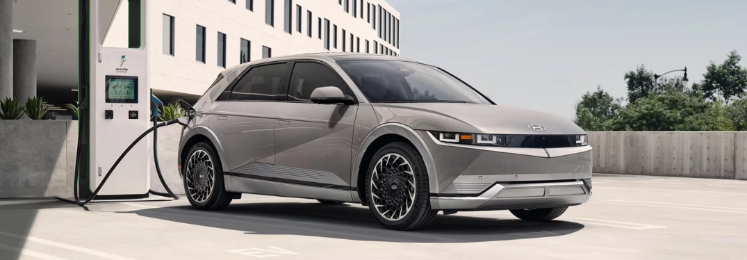 2022 Hyundai IONIQ 5 Plugged In to Charge