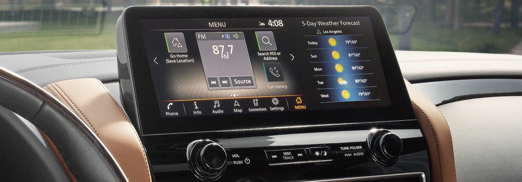 Interior of 2024 INFINITI QX80 with Touchscreen DIsplay