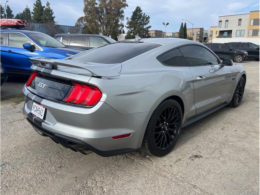 2022 Ford Mustang GT Premium Coupe 2D