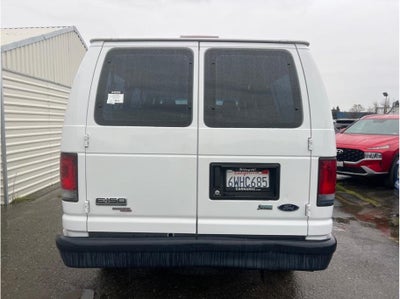 2012 Ford E150 Passenger XL Van 3D