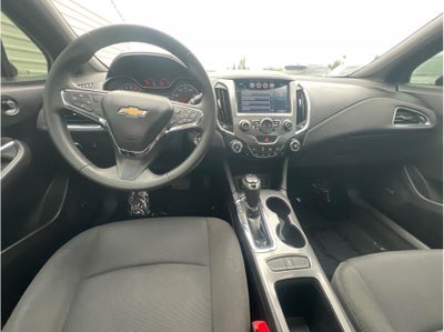 2018 Chevrolet Cruze LT Hatchback 4D