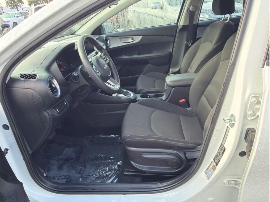 2023 Kia Forte LXS Sedan 4D