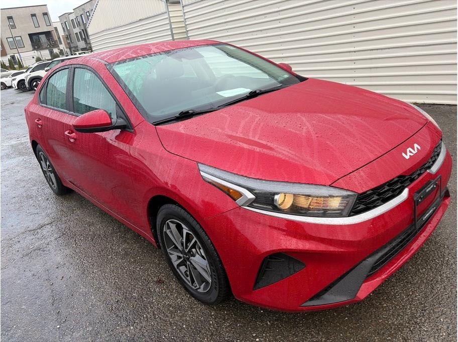 2023 Kia Forte LXS Sedan 4D