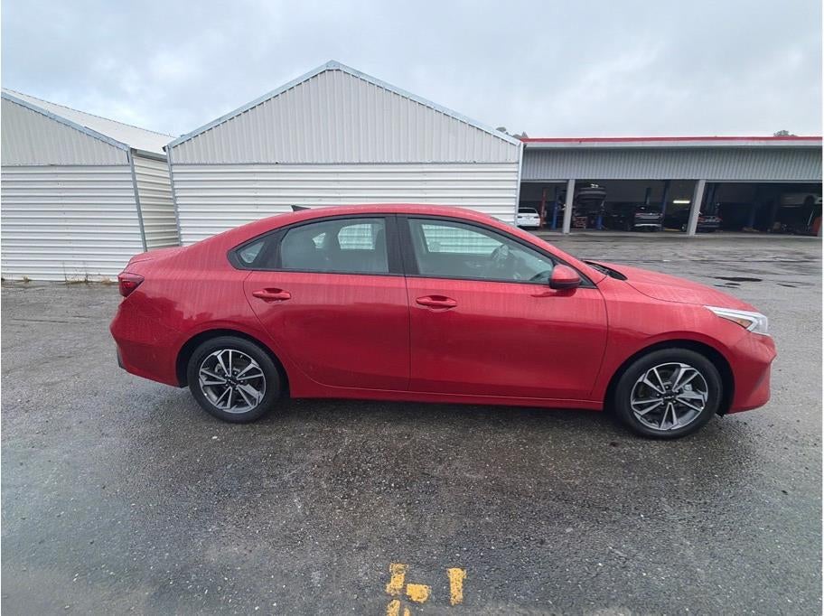 2023 Kia Forte LXS Sedan 4D