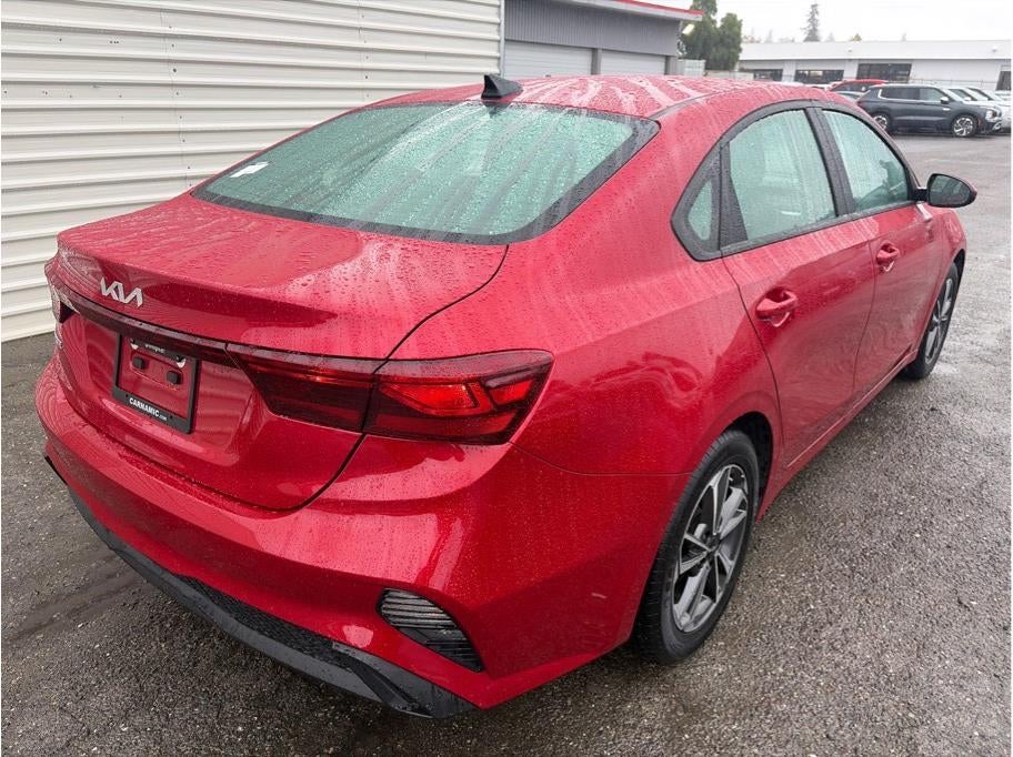 2023 Kia Forte LXS Sedan 4D