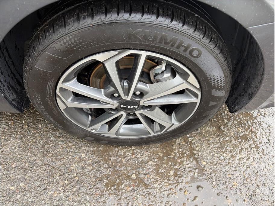 2022 Kia Forte LXS Sedan 4D