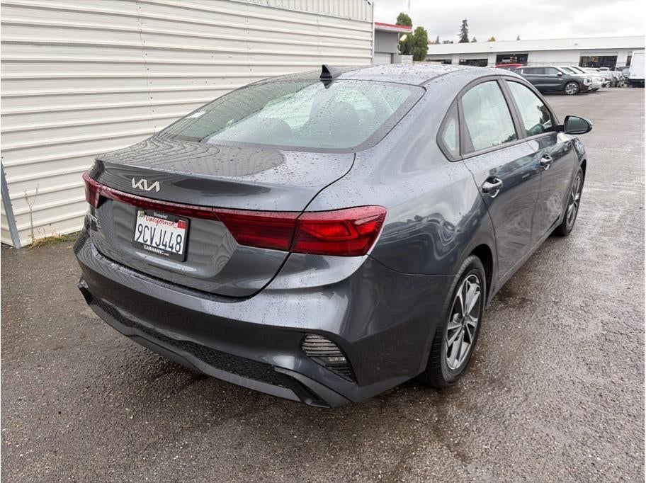 2022 Kia Forte LXS Sedan 4D