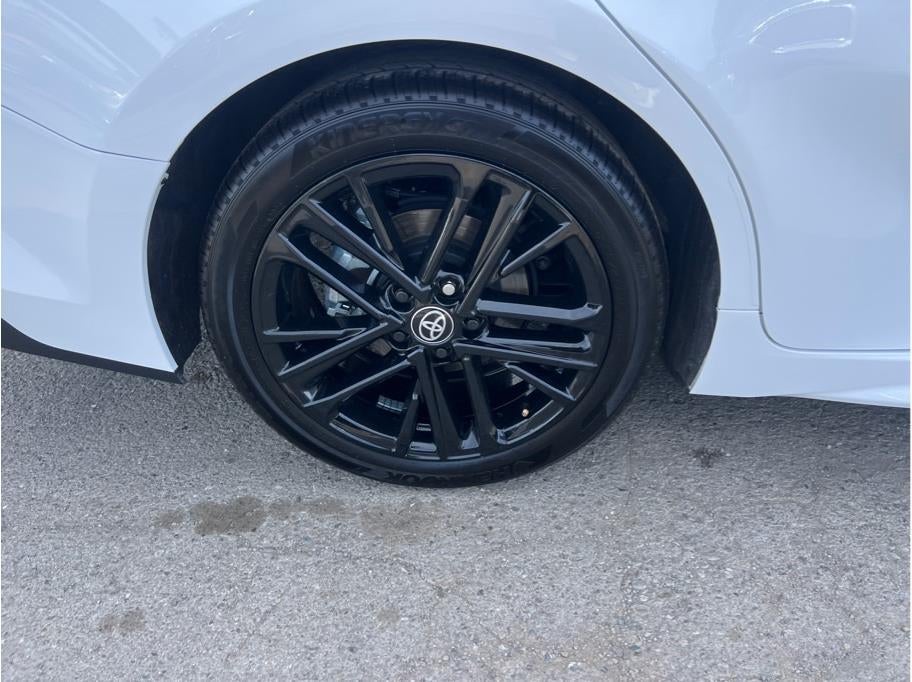 2025 Toyota Camry SE Sedan 4D