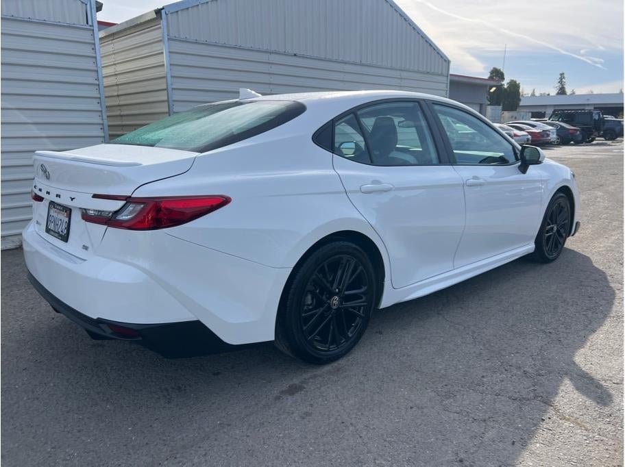 2025 Toyota Camry SE Sedan 4D
