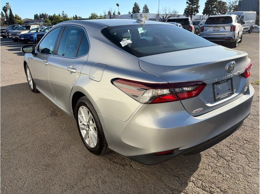 2021 Toyota Camry LE Sedan 4D