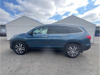 2016 Honda Pilot Touring Sport Utility 4D