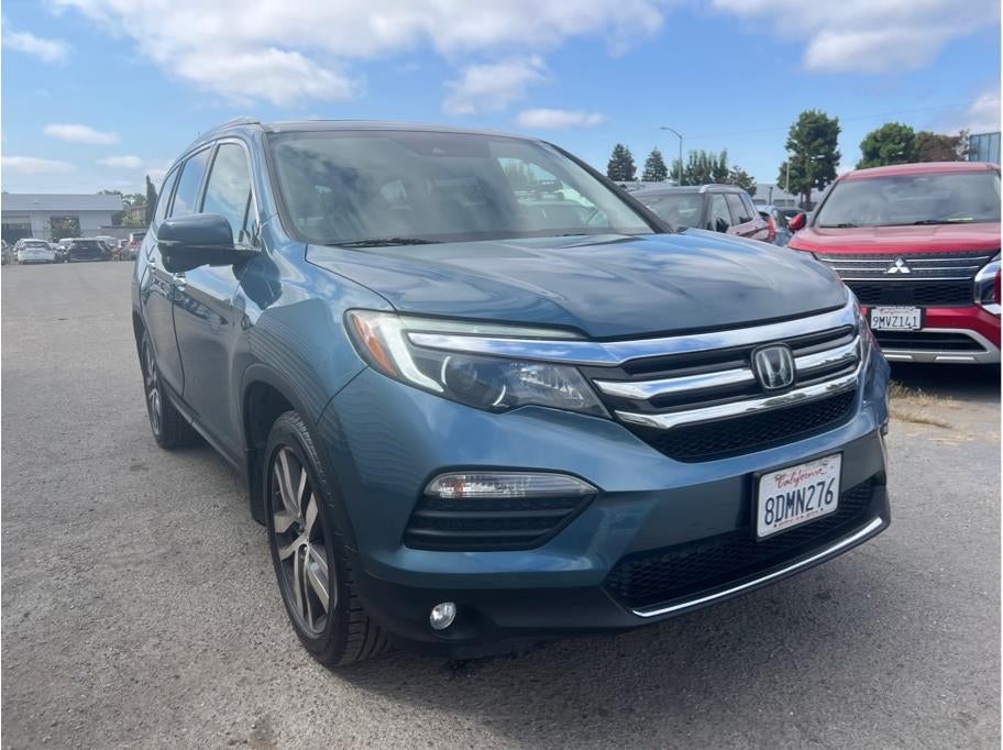 2016 Honda Pilot Touring Sport Utility 4D