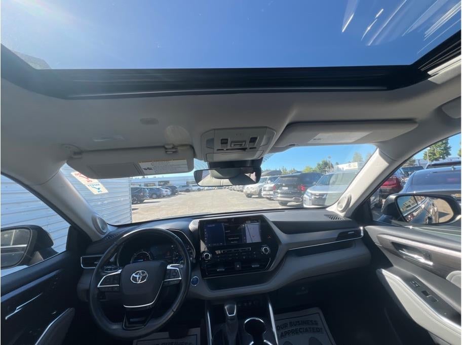 2021 Toyota Highlander Hybrid Limited Sport Utility 4D