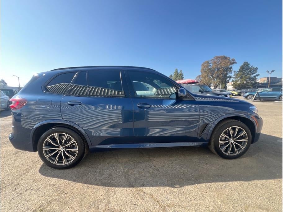 2022 BMW X5 xDrive40i Sport Utility 4D