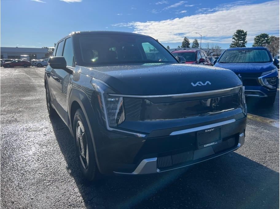 2026 Kia EV9 Light Long Range