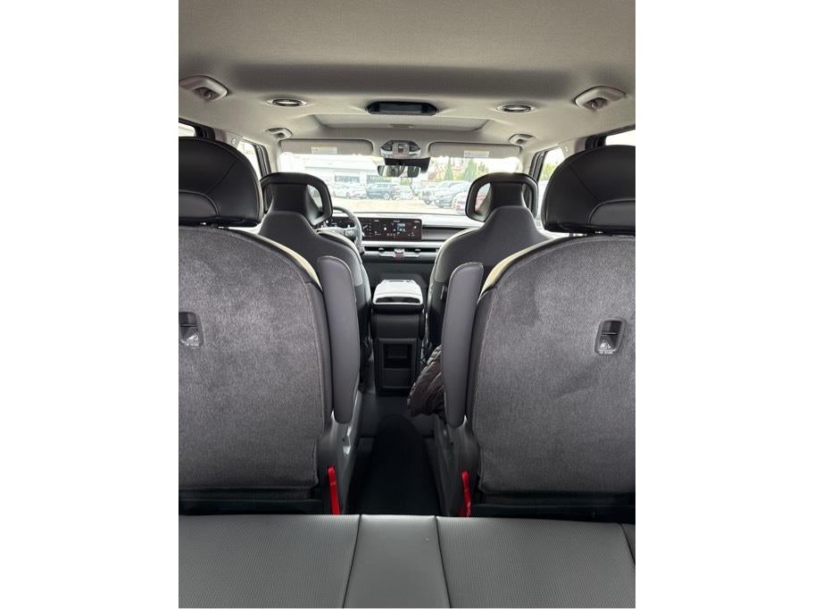 2026 Kia EV9 Light Long Range