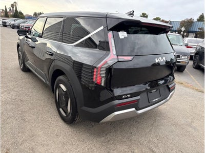 2026 Kia EV9 Light Long Range