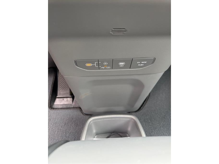 2026 Kia EV9 Light Long Range