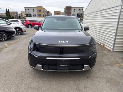 2026 Kia EV9 Light Long Range