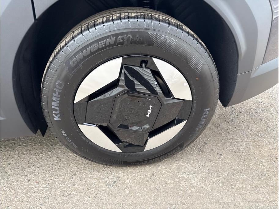 2026 Kia EV9 Light Long Range