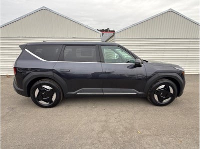 2026 Kia EV9 Light Long Range