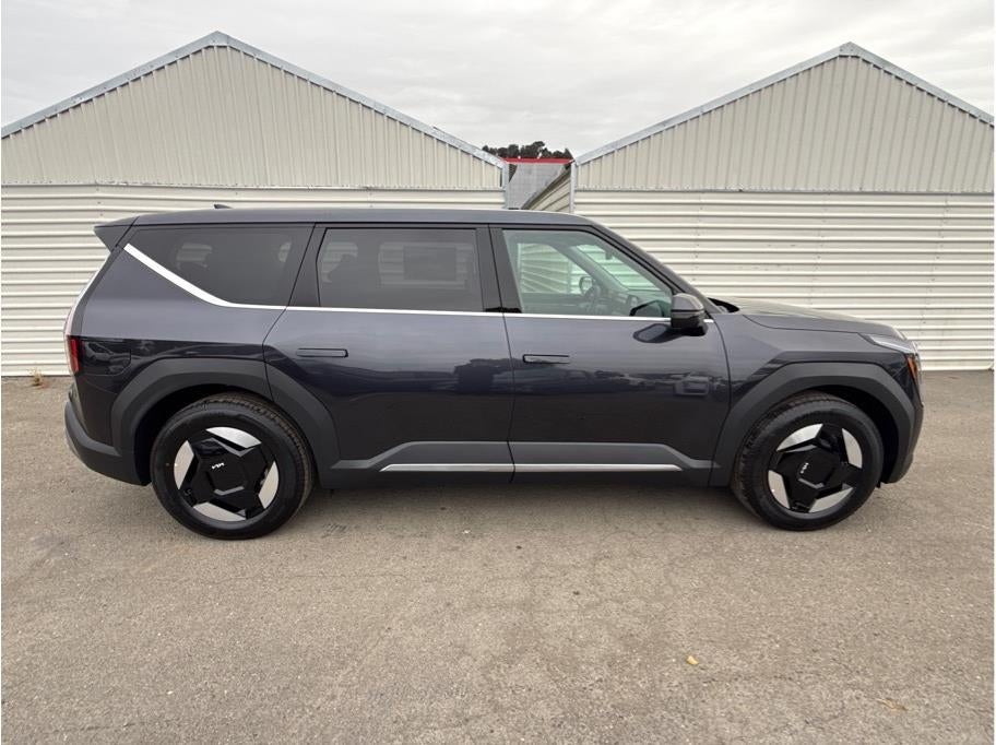 2026 Kia EV9 Light Long Range