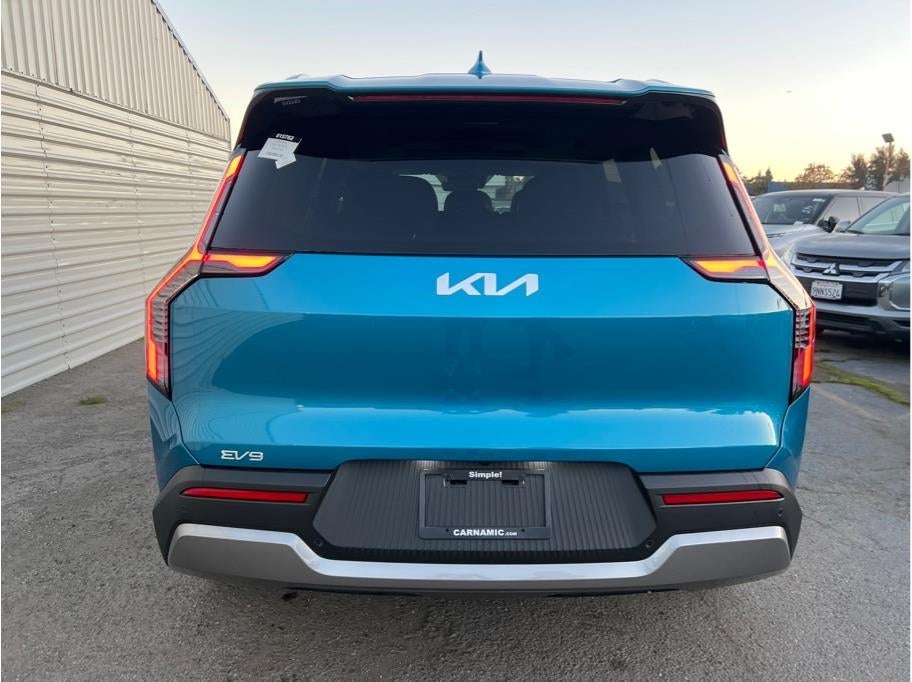 2026 Kia EV9 Wind