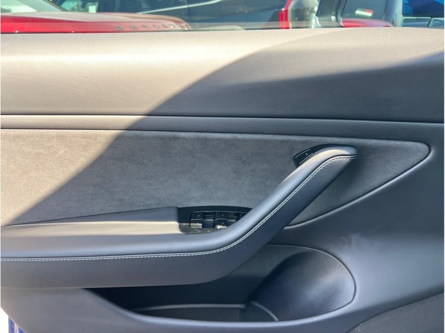 2020 Tesla Model 3 Long Range Sedan 4D