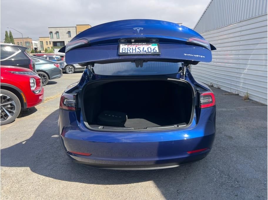 2020 Tesla Model 3 Long Range Sedan 4D