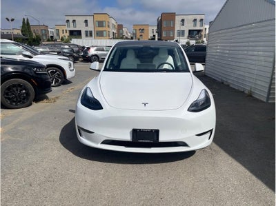 2025 Tesla Model Y Long Range Sport Utility 4D
