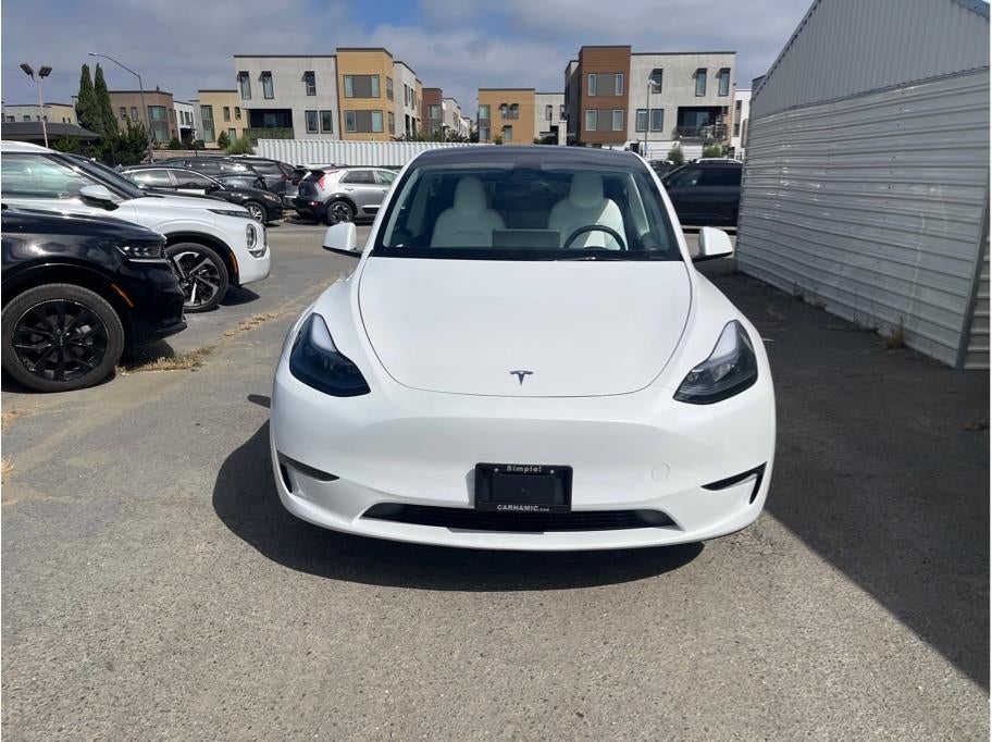 2025 Tesla Model Y Long Range Sport Utility 4D