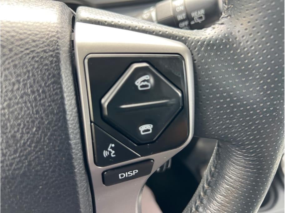 2019 Toyota 4Runner SR5 Sport Utility 4D