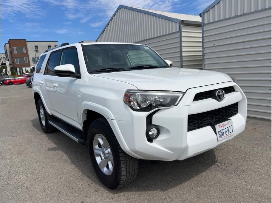 2019 Toyota 4Runner SR5 Sport Utility 4D