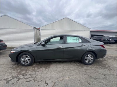 2026 Hyundai Elantra SE Sedan 4D