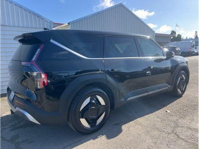 2024 Kia EV9 Light Sport Utility 4D