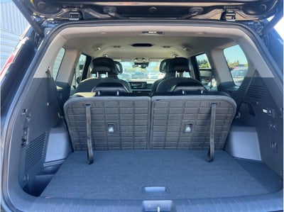 2024 Kia EV9 Light Long Range Sport Utility 4D