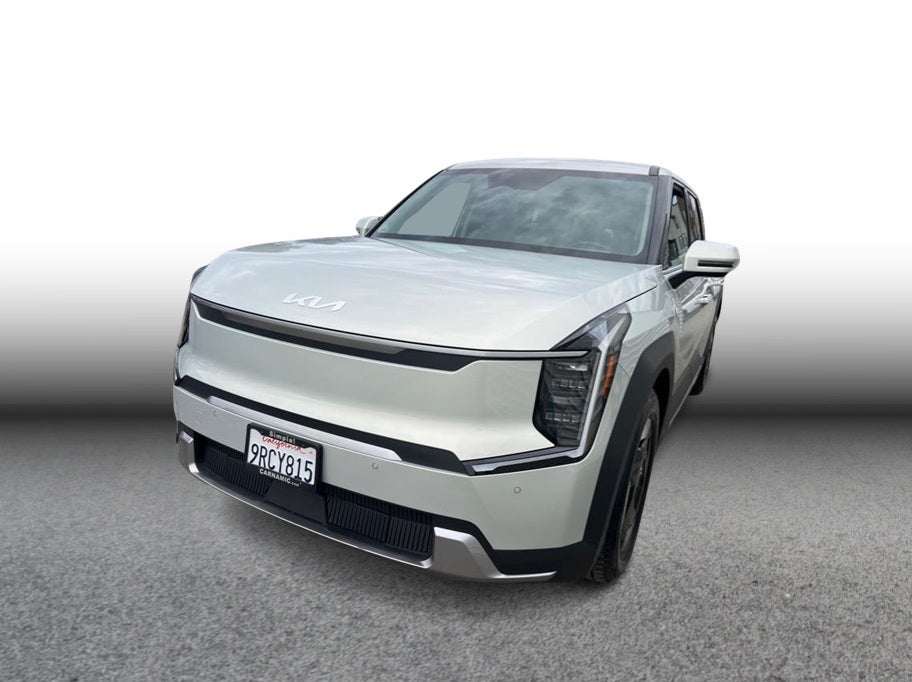 2024 Kia EV9 Light Long Range Sport Utility 4D