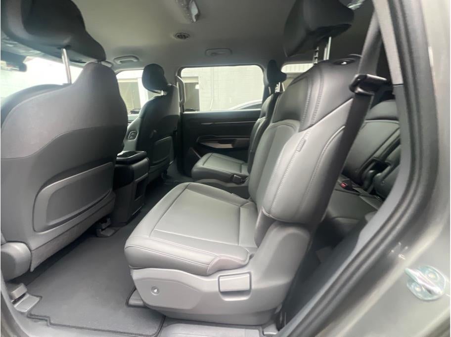 2024 Kia EV9 Light Long Range Sport Utility 4D