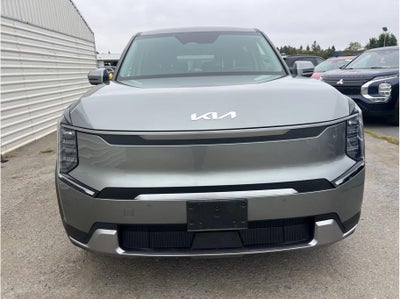 2024 Kia EV9 Light Long Range Sport Utility 4D