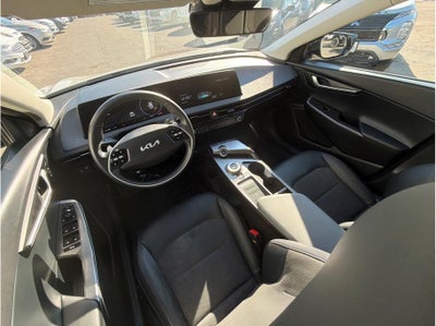 2024 Kia EV6 Light Long Range Sport Utility 4D