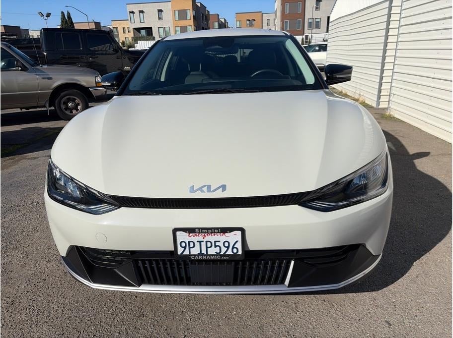 2024 Kia EV6 Light Long Range Sport Utility 4D