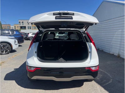2023 Kia Niro EV Wind Wagon 4D