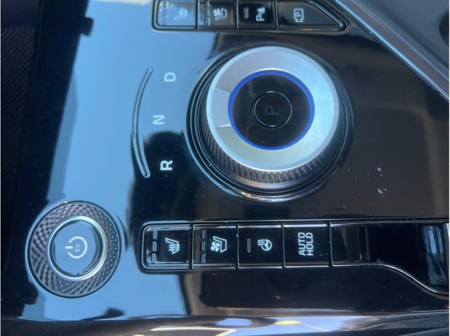 2023 Kia Niro EV Wave Wagon 4D