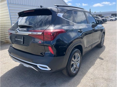 2021 Kia Seltos S FWD