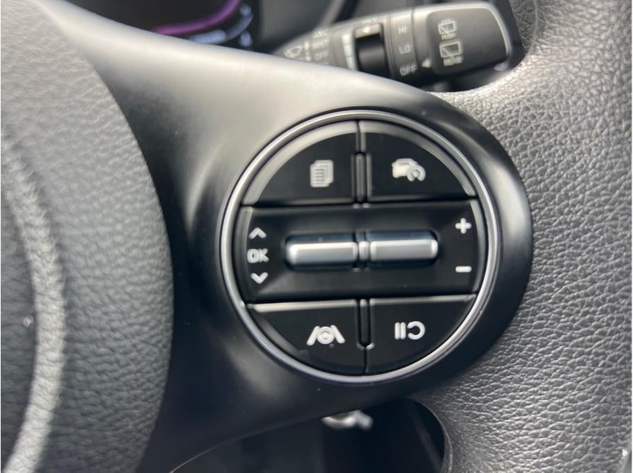 2024 Kia Soul LX Wagon 4D