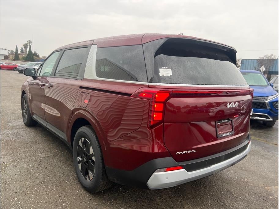 2026 Kia Carnival Hybrid LX