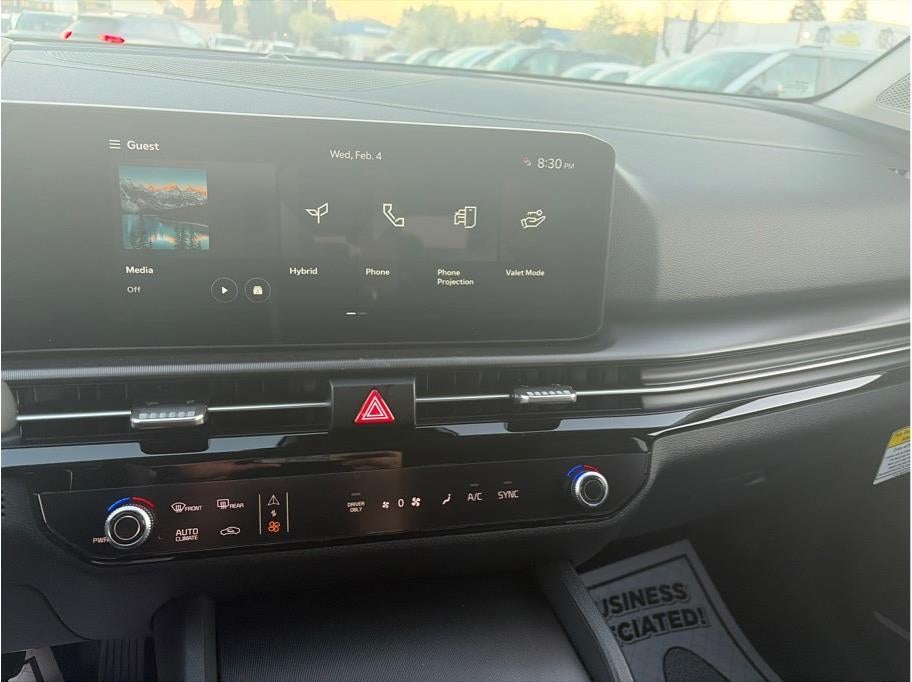 2026 Kia Sportage Hybrid EX